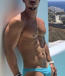 Handsome Muscle Hunks Gay Tube 5fe60e6592387.jpg