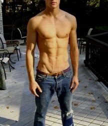 Handsome Muscle Hunks Gay Tube 5fe60e8a53293.jpg