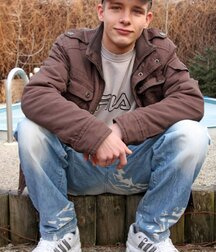 Handsome Twink Poul Gay Tube 5ff3b81a17fc6.jpg