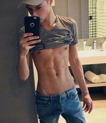 Twink Abs Selfies Gay Tube 5ff5df858b361.jpg