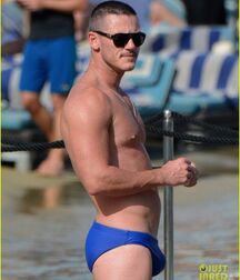 Gay Tube Purple Speedo Hunks 5ffb6c4cb05d4.jpg