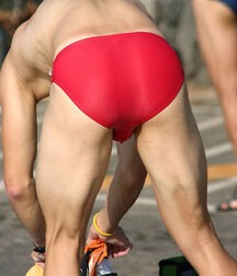 Muscular Bubble Butts Gay Tube 600f58a97c809.jpg