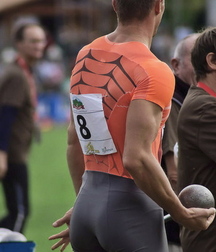 Muscular Bubble Butts Gay Tube 600f58b77e977.jpg