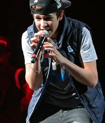 Austin Mahones Gay Tube 60108d36d8820.jpg