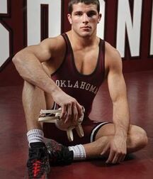 Athletes Sexy Twink Gay Tube 601ecee14a676.jpg