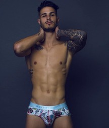 Models Sexy Gay Tube 6020904aa50e3.jpg