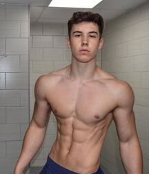 Gay Tube Handsome Muscle 60259ebb64649.jpg