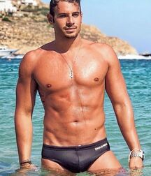 Black Speedos Gay Tube 6026b79b8ca85.jpg