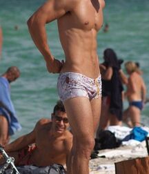 Sexier Ones Gay Tube 6026e946d9d50.jpg