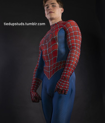 Superheroes & Cosplay 602812e1be5af.jpg