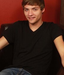 Handsome & Naked 2 Boys Porn 602dd4deebf1a.jpg