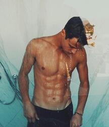 Shirtless Cameron 6036cc8ea4bcc.jpg
