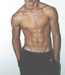 Shirtless Cameron 6036cca4636e7.jpg