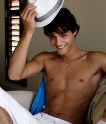 Handsome & Sexy Andre Gay Tube 603d9a04e918c.jpg