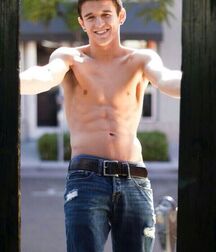 Twink Pornstar Evan 60452bb9230d5.jpg