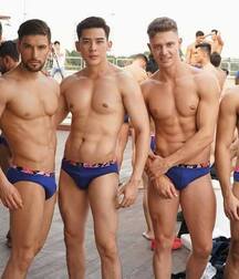 Speedo Buddies Twink Tube 604b99e96cab6.jpg