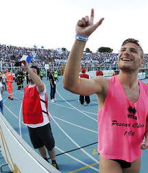 Handsome & Sporty Gay Tube 60512cafdff1e.jpg