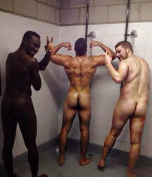 Shower & Undies Guyz Gay Tube 60516ca548a0b.jpg