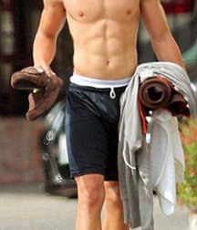 Patrick Schwarzenegger Gay Tube 605919c7b3cbe.jpg