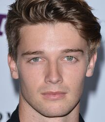 Patrick Schwarzenegger Gay Tube 605919c980ffe.jpg