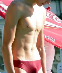 Sexier Speedos Gay Tube 605b5fb141910.jpg