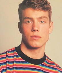 Hunk Derek Chadwick Boys Porn 6064bbf0086bd.jpg