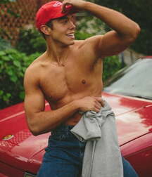 Hunk Derek Chadwick Boys Porn 6064bc0960200.jpg