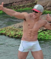 Shirtless Hunks Gay Guys Tube 606523c83d269.jpg