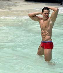 Gay Tube Handsome & Fit Pietro 6066435a0d905.jpg