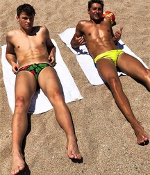 Sexy Fit Twinks Gay Tube 606f6911db6d5.jpg