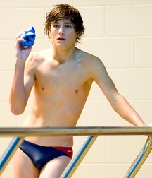 Wall Twinks Gay Tube hung porn 606f7aa963349.jpg