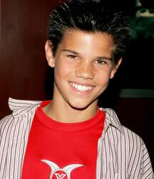 Handsome & Fit Taylor Gay Tube 6070773e4a6cc.jpg