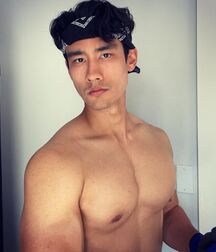 Handsome Guys Twink Tube 607079ad1de28.jpg