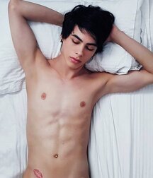 Sexy Wall Twinks Gay Tube 6076112fc6354.jpg
