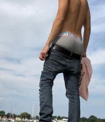 Sexy Jeans Guys Gay Tube 608afdf7cdb9d.jpg