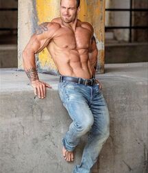 Sexy Jeans Guys Gay Tube 608afe04c6688.jpg