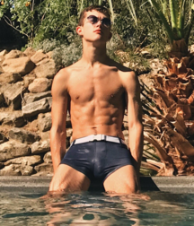 Handsome Model Sean Gay Tube 608ff01f4db7d.png