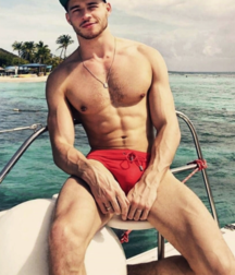 Speedo Bulges Boys Porn 6093303933757.png