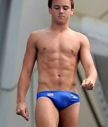 Speedo Twinks GayBoysTube athlete shirtless 609ac16951ee9.jpg