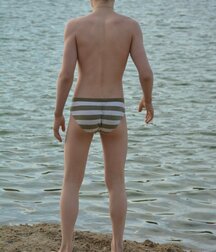 Speedos Guys Gay Tube handsome  609b21681fef9.jpg