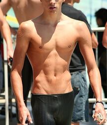 Gay Tube Speedo Teens & Hunks 609d3512b3348.jpg