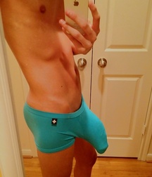 Sexy Bulges Hunk GayBoysTube 60a437e77c01d.jpg