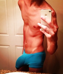 Sexy Bulges Hunk GayBoysTube 60a437e9b12e1.jpg