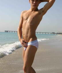 Sunlight Gay Tube Wall Favorites Twinks 60bc037020bf7.jpg
