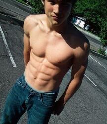 Handsome Sexy Teens GayBoysTube 60c9307b84991.jpg