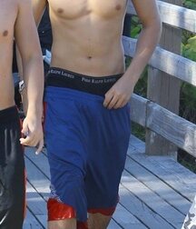 Sexy Sagger Twinks Tube 60c95c4c3ea08.jpg