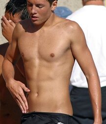 Speedo Guys Twink Tube handsome  60d0fd016a1b6.jpg