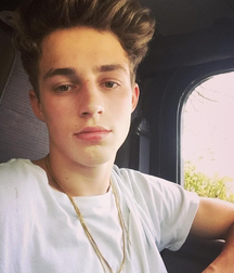 Handsome Faces Gay Boys Twink Tube 60d2874ea7801.jpg