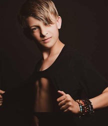 Gay Porn Favorites Twinks Holiday 60e1f6889a359.jpg