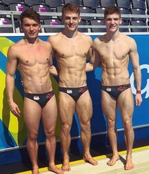 Speedo Friends Team Twink Tube 60ef5c6b2c35a.jpg